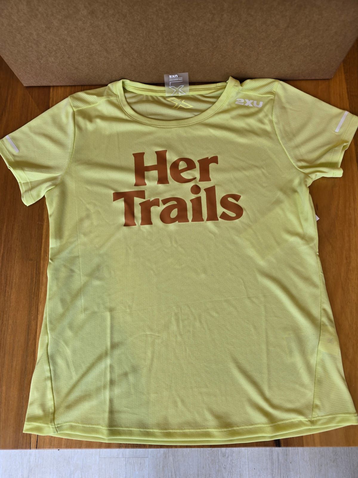 2XU Velocity Yellow Tee