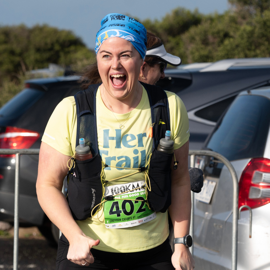 The Horizon Run Top (Yellow-Lime)