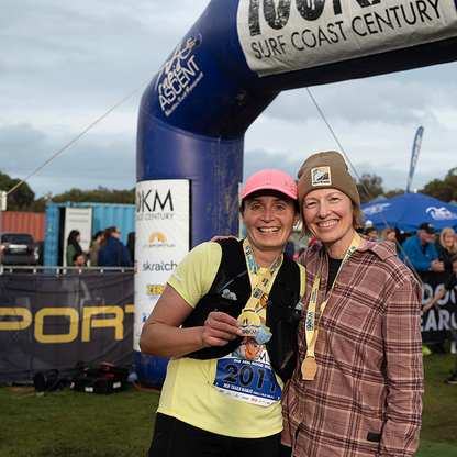 The Horizon Run Top (Yellow-Lime)